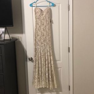 NWT nude cream lace dress with gold sequins